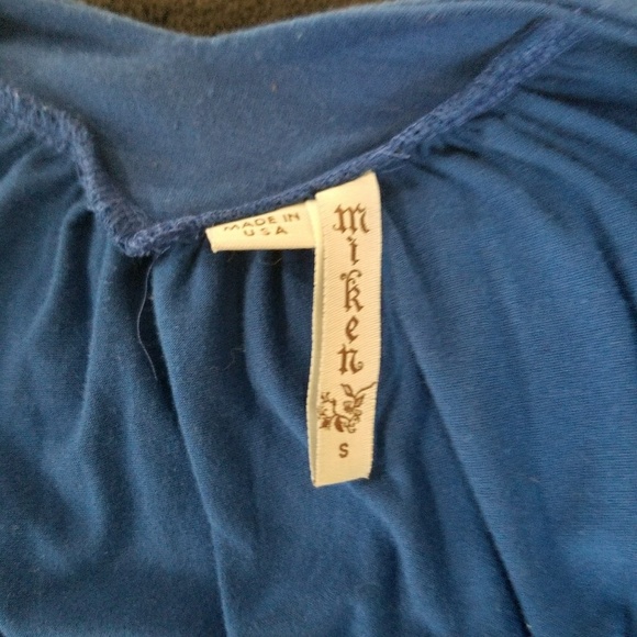 Blue tunic top with gold hardwear - Picture 4 of 5